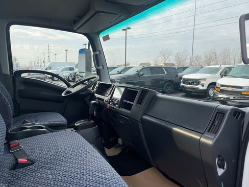 New 2024 Chevrolet Low Cab Forward image 21