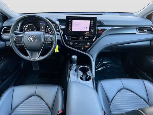 Used 2024 Toyota Camry SE image 21