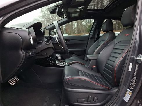 Used 2023 Kia Forte GT w/ GT2 Package image 13