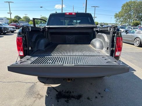 Used 2017 RAM 1500 Big Horn AWD/4WD image 24