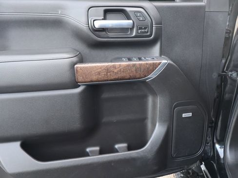 Used 2021 GMC Sierra 2500 Denali w/ Denali Black Diamond Edition image 21