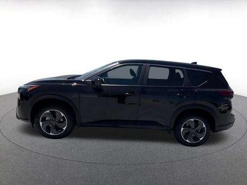 Used 2025 Nissan Rogue SV FWD image 8
