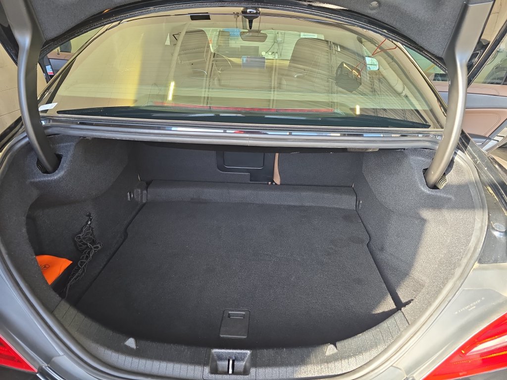 Certified 2018 Mercedes-Benz CLA 250 image 11