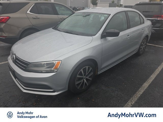 Used 2015 Volkswagen Jetta SE FWD image 1