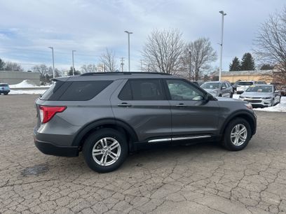 Certified 2022 Ford Explorer XLT w/ Equipment Group 202A