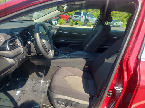 Certified 2022 Toyota Camry LE w/ Carpet Mat Package (TMS) FWD image 16