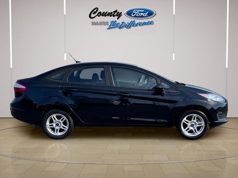 Used 2019 Ford Fiesta SE FWD image 21