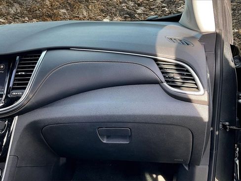 Used 2020 Chevrolet Trax Premier image 15