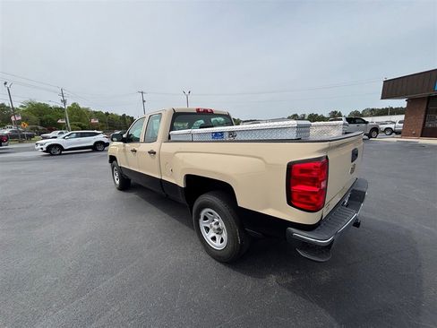 Used 2015 Chevrolet Silverado 1500 W/T w/ Chrome Bumper Package image 4
