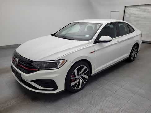 Used 2020 Volkswagen Jetta GLI image 2
