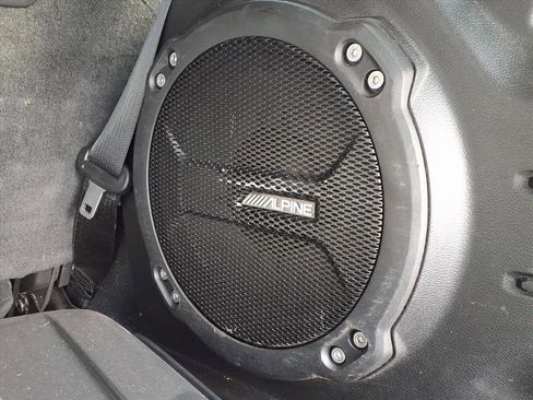 Used 2018 Jeep Wrangler Unlimited Sahara image 14