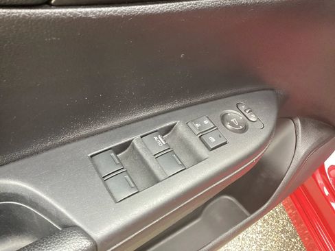 Used 2016 Honda Accord Sport image 19