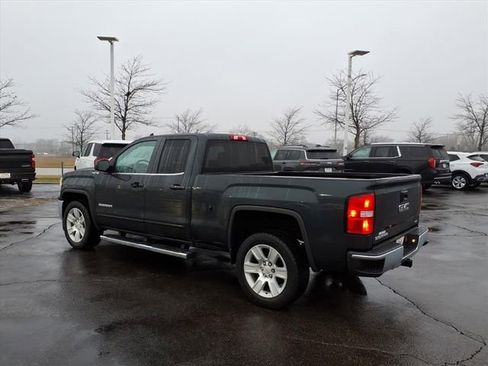 Used 2018 GMC Sierra 1500 SLE w/ SLE Value Package image 9