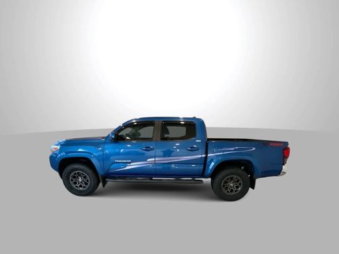 Used 2018 Toyota Tacoma SR5 image 5