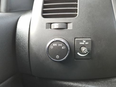 Used 2012 Chevrolet Silverado 2500 LT w/ Snow Plow Prep Package image 16