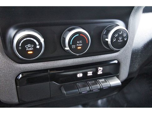 Used 2022 RAM 2500 Tradesman image 29