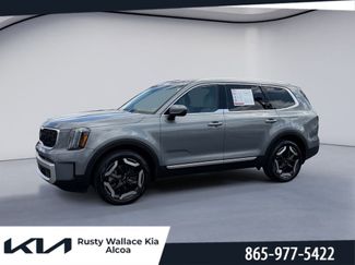 Used 2025 Kia Telluride EX w/ EX Captain's Chair Package video 1