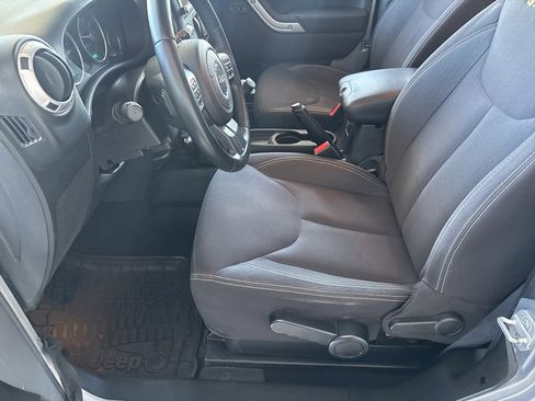 Used 2014 Jeep Wrangler Sahara w/ Dual Top Group image 7