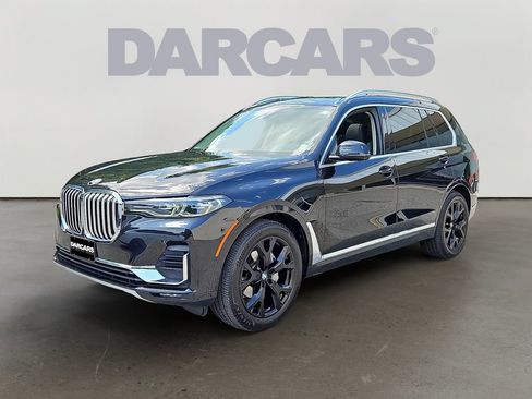 Used 2021 BMW X7 xDrive40i w/ Cold Weather Package AWD/4WD image 3
