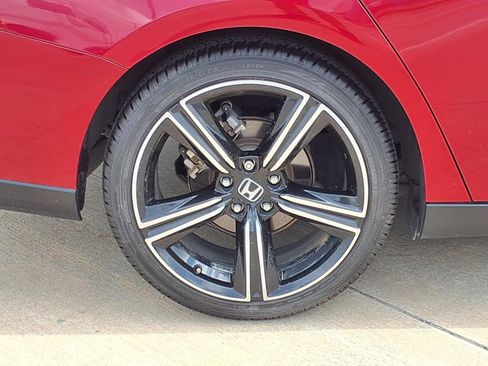 Used 2024 Honda Accord Sport image 25