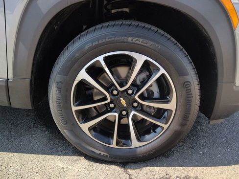 Certified 2025 Chevrolet TrailBlazer LT AWD/4WD image 25