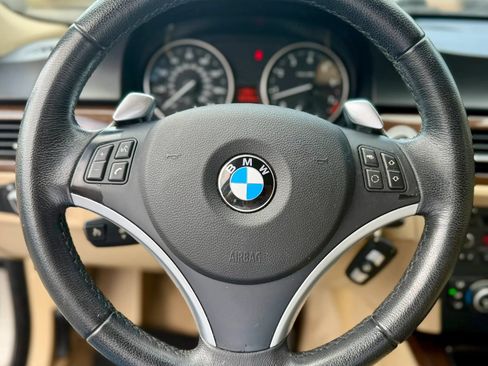 Used 2009 BMW 328i Sedan RWD image 16