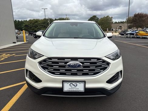 Used 2022 Ford Edge SEL w/ Convenience Package image 3