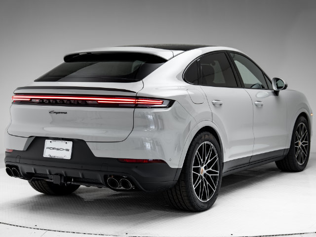 Certified 2026 Porsche Cayenne Coupe AWD/4WD image 34