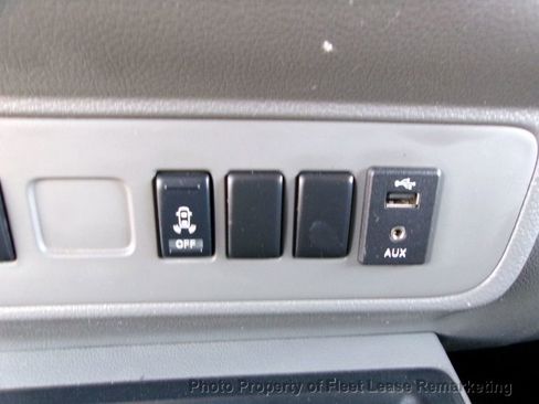 Used 2016 Nissan NV 2500 SV w/ Technology Package image 32