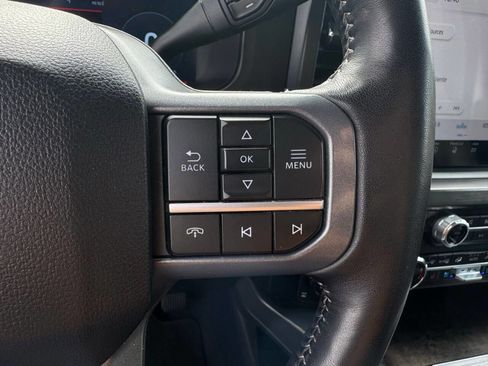 Used 2024 Ford F350 Lariat w/ Black Appearance Package image 20