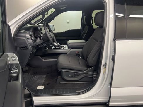 New 2026 Ford F150 XLT w/ Equipment Group 302A MID AWD/4WD image 22