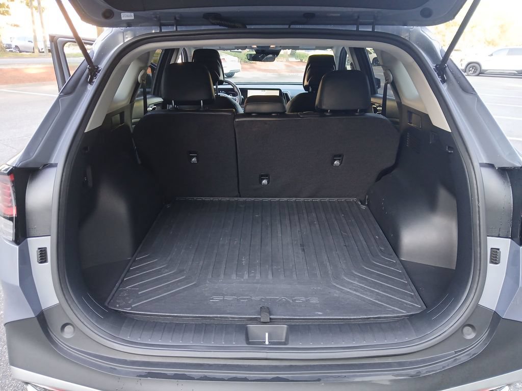 Used 2024 Kia Sportage EX FWD image 23