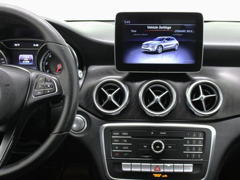 Used 2020 Mercedes-Benz GLA 250 w/ Convenience Package image 53