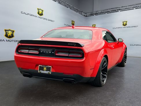 Used 2018 Dodge Challenger SRT Hellcat image 5