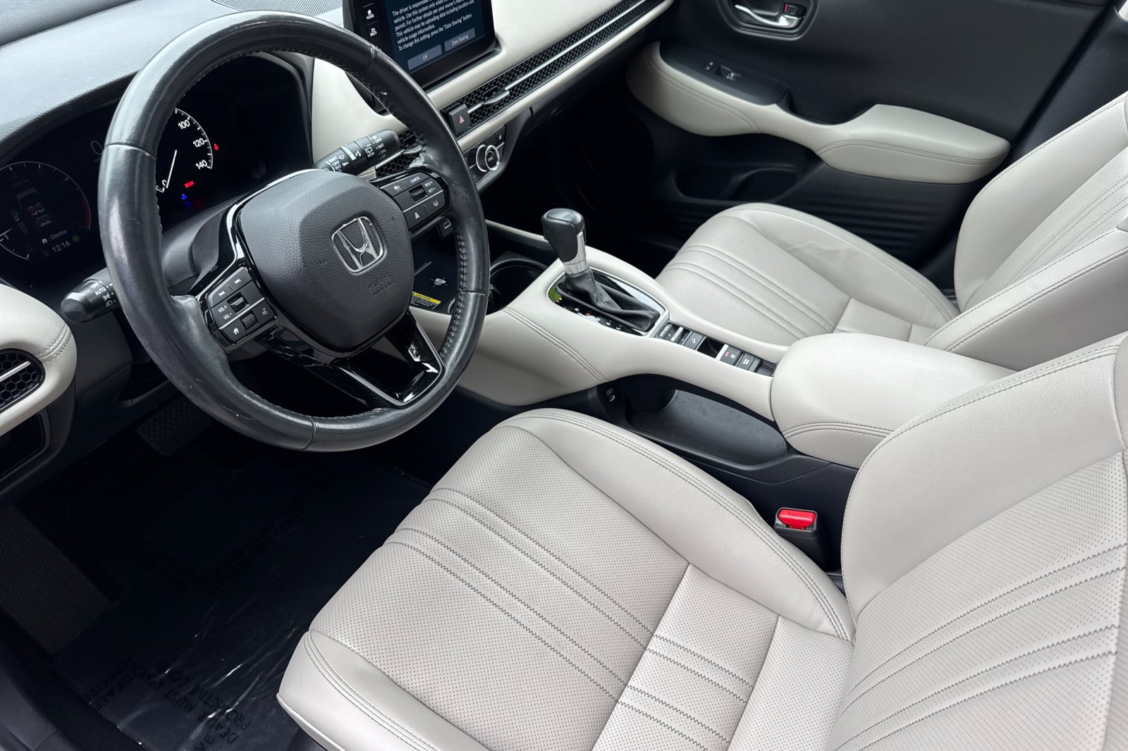 Used 2024 Honda HR-V EX-L image 7