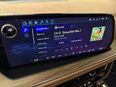 New 2026 Chevrolet Suburban High Country w/ Sun And Tow Package AWD/4WD image 34