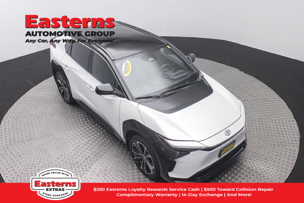 Used 2023 Toyota bZ4X AWD w/ Weather Package image 4