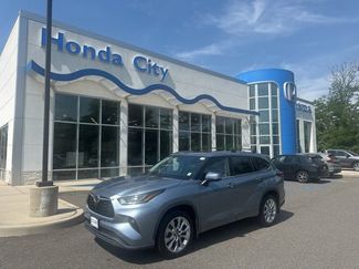 Used 2022 Toyota Highlander Limited AWD/4WD video 2