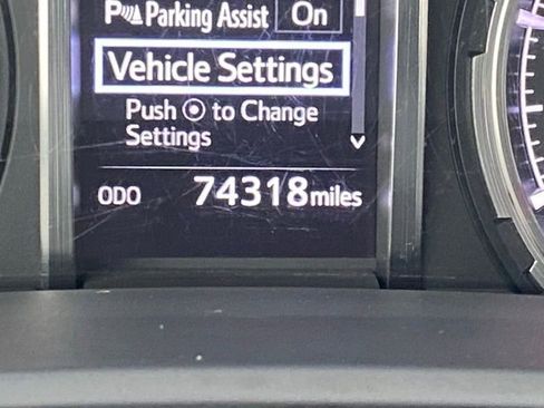 Used 2021 Toyota 4Runner Limited image 30