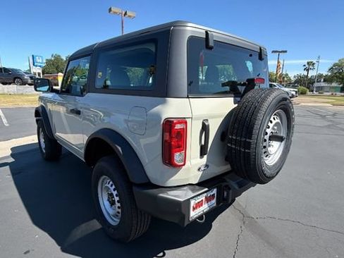 New 2026 Ford Bronco 2-Door AWD/4WD image 6