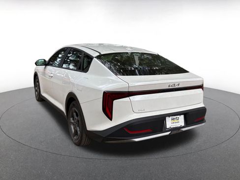 Used 2025 Kia K4 FWD image 5