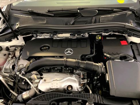 Used 2023 Mercedes-Benz GLA 250 4MATIC image 30