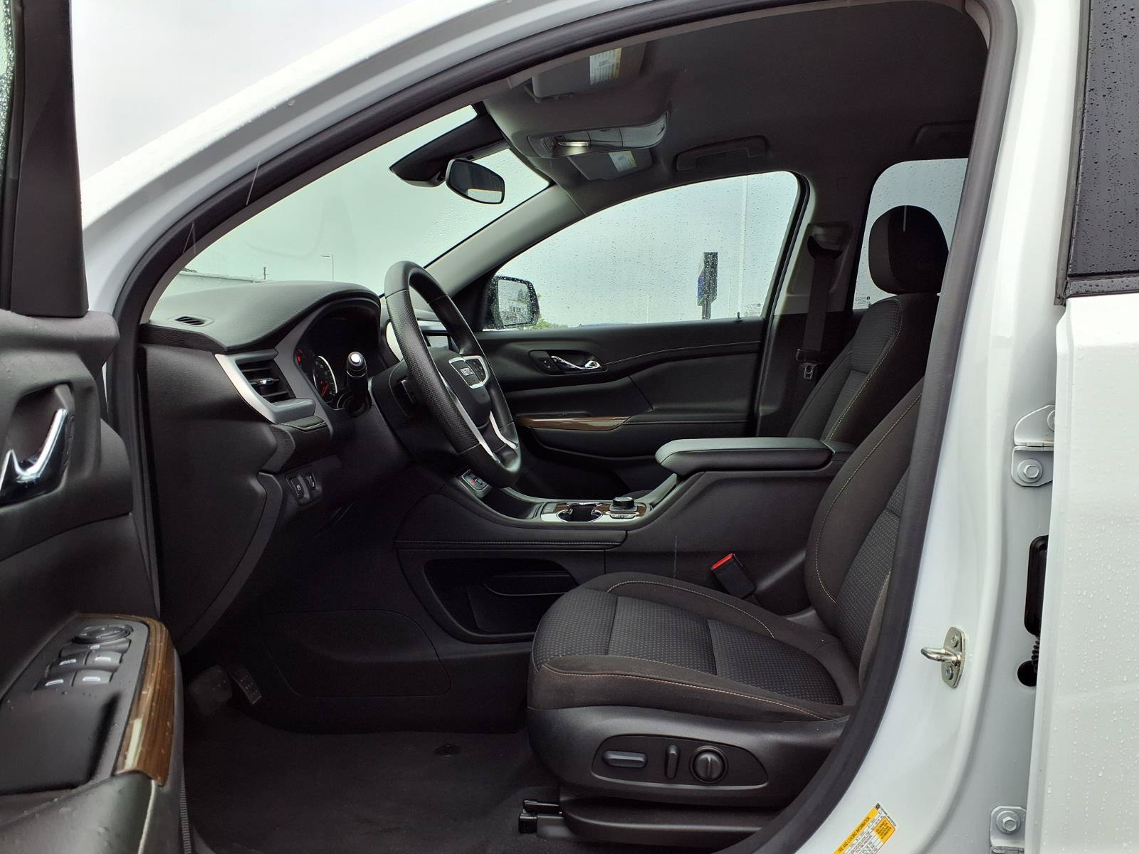 Used 2023 GMC Acadia SLE w/ Driver Convenience Package AWD/4WD image 22
