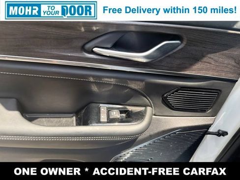 Used 2023 Jeep Grand Cherokee Overland w/ Advanced Protech Group III AWD/4WD image 36