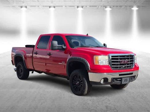 Used 2009 GMC Sierra 2500 SLE w/ Convenience Package AWD/4WD image 2