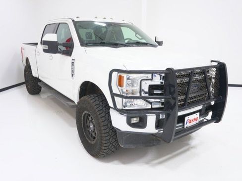 Certified 2022 Ford F250 Lariat AWD/4WD image 3