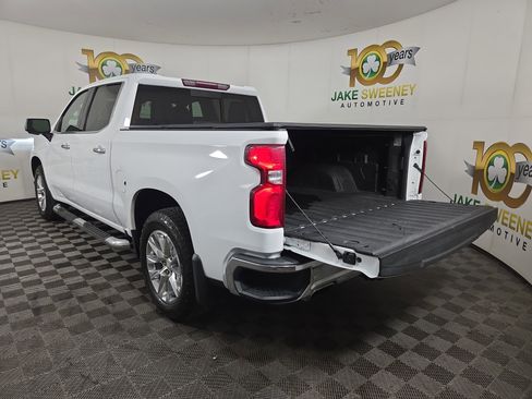 Used 2019 Chevrolet Silverado 1500 LTZ w/ LTZ Premium Package AWD/4WD image 33