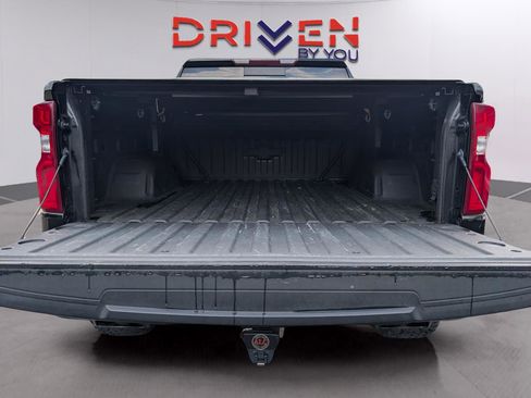 Used 2019 Chevrolet Silverado 1500 RST image 22