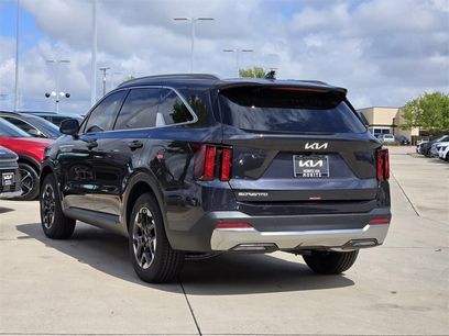 New 2026 Kia Sorento S w/ S Panoramic Sunroof Package
