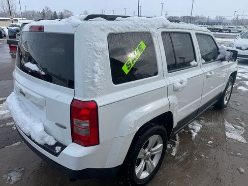 Used 2014 Jeep Patriot Latitude image 5